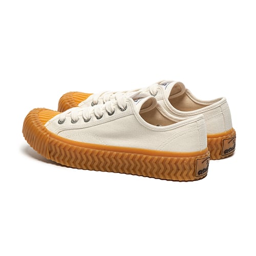 Bolt Low Steam White Gum